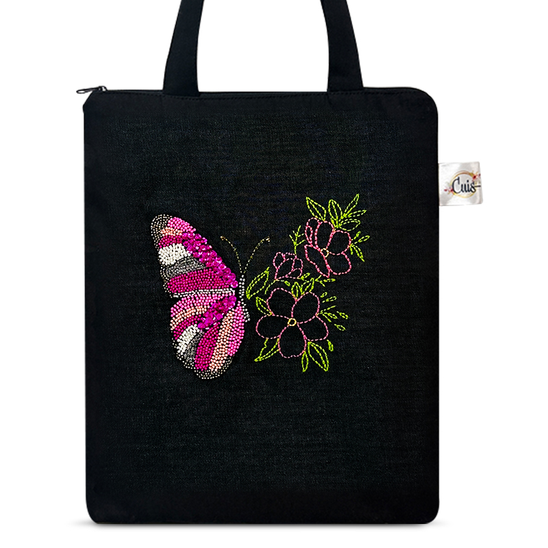 Totebag negra bordado a mano