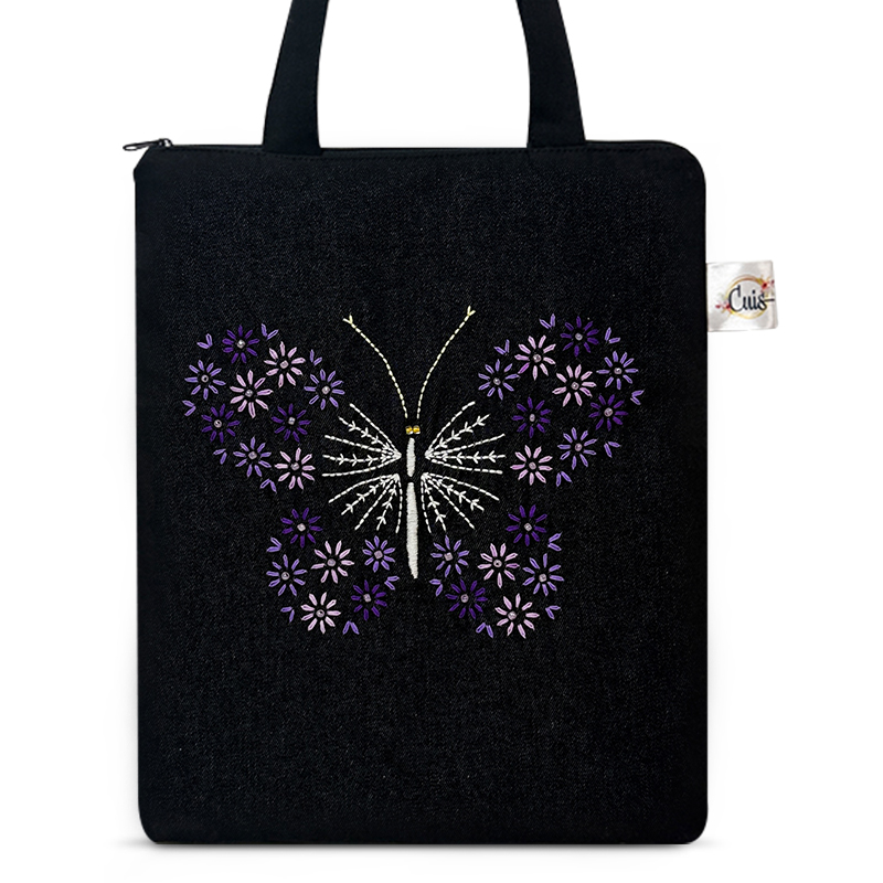 Totebag negra bordado a mano