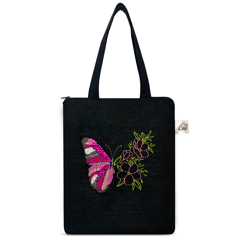 Totebag negra bordado a mano