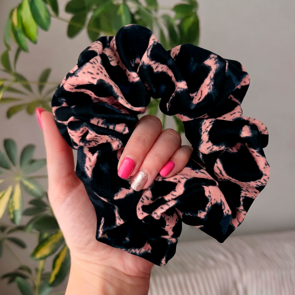 Maxi Scrunchie Patron Animal Print Rosado